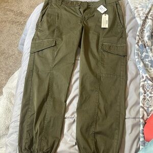 I went school shopping with my mom, she accidentally bought the wrong size